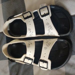 Girls Birkenstock sandals